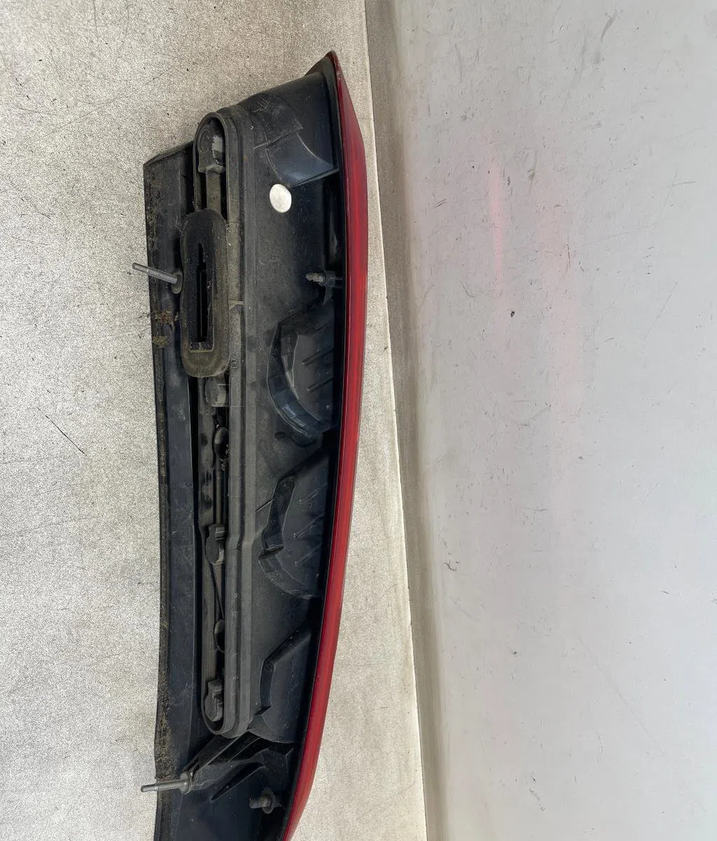 Feu arrière droit Ford C-MAX (DM2) 1.8 tdci (2007-2010) 5 portes occasion