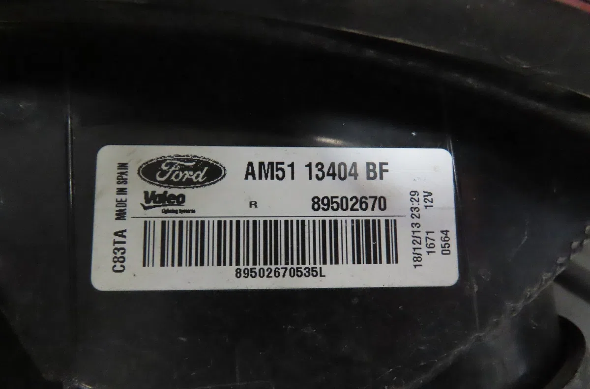 Feu arrière droit Ford C-MAX II (DXA-CB7, DXA-CEU) 1.0 ecoboost (2012-2019) occasion
