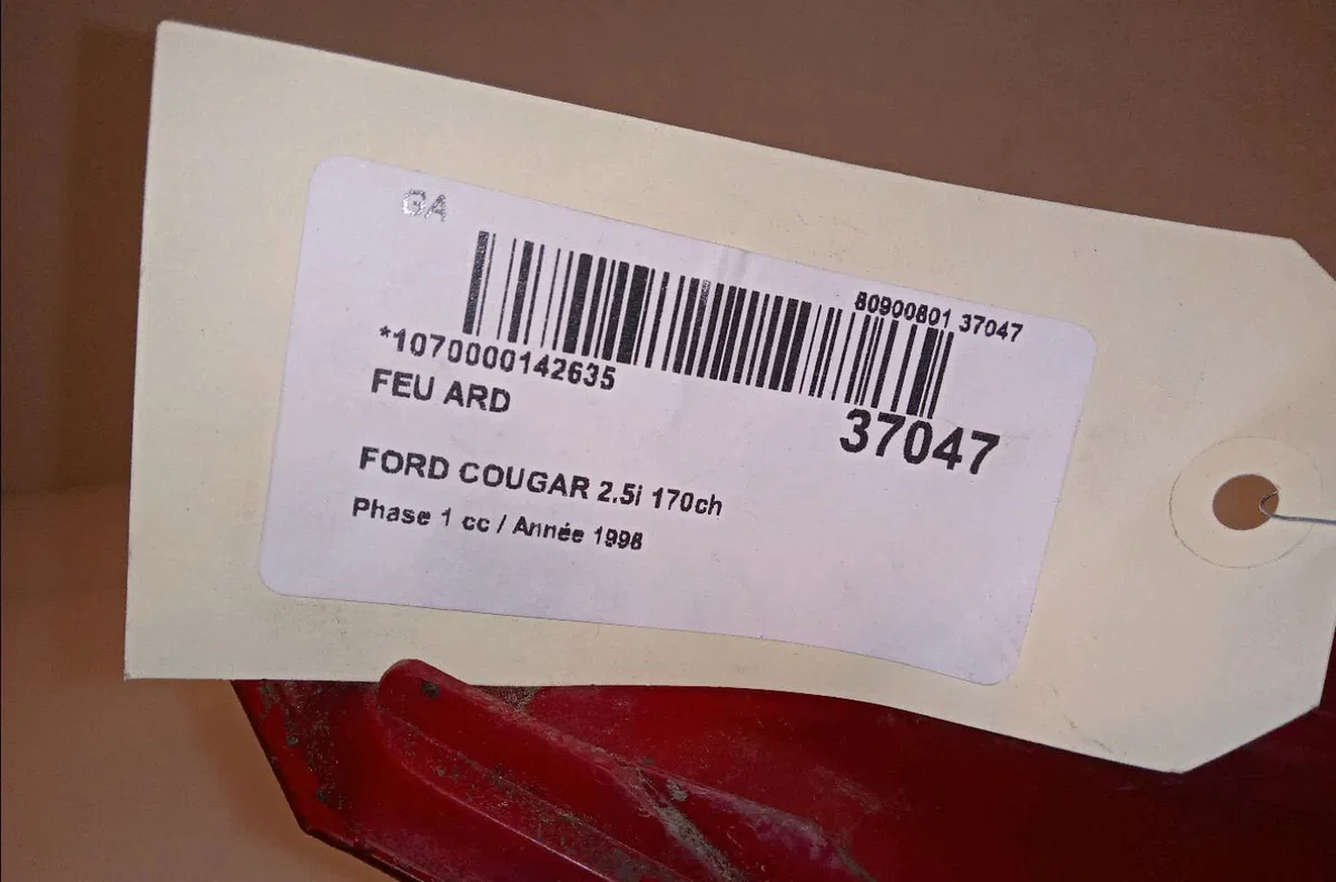 Feu arrière droit Ford COUGAR (EC_) 2.5 v6 24v (1998-2001) occasion