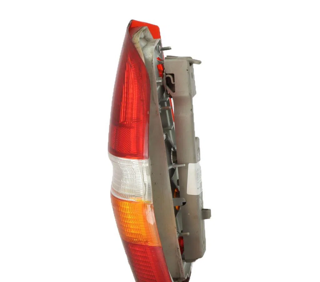 Feu arrière droit Ford ESCORT V Break (ANL) 1.6 i 16v (1992-1995) occasion