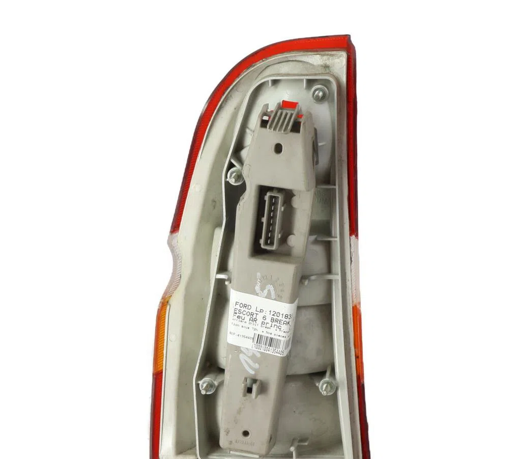 Feu arrière droit Ford ESCORT V Break (ANL) 1.6 i 16v (1992-1995) occasion