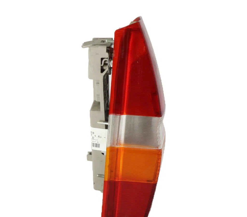 Feu arrière droit Ford ESCORT V Break (ANL) 1.6 i 16v (1992-1995) occasion