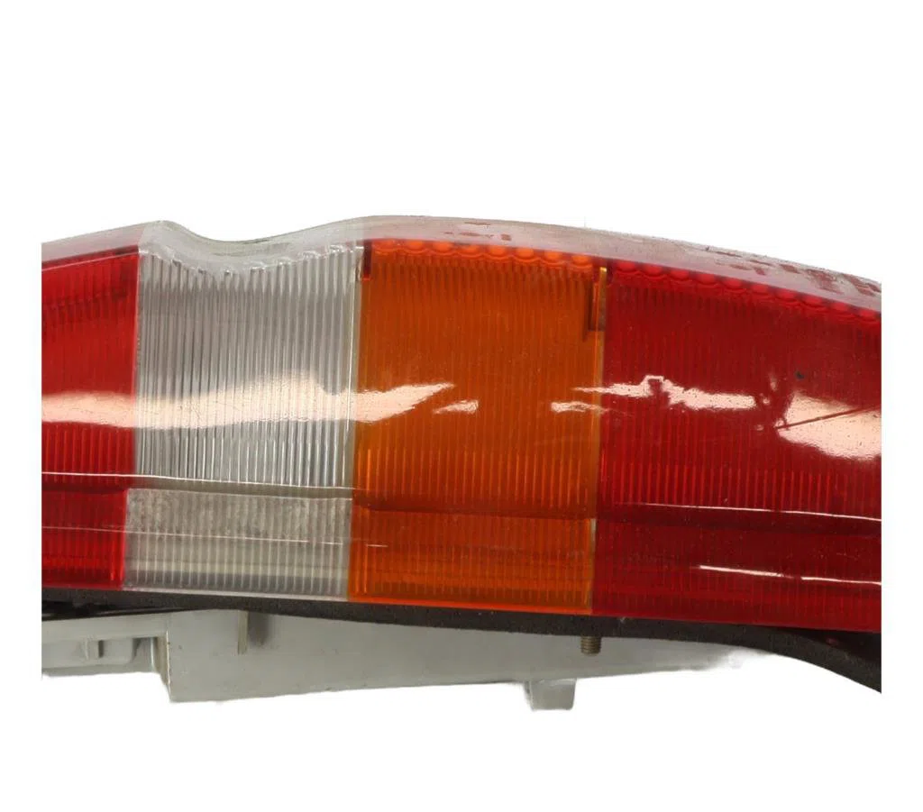 Feu arrière droit Ford ESCORT VI Clipper (GAL, ANL) 1.8 turbo d (1995-1999) occasion