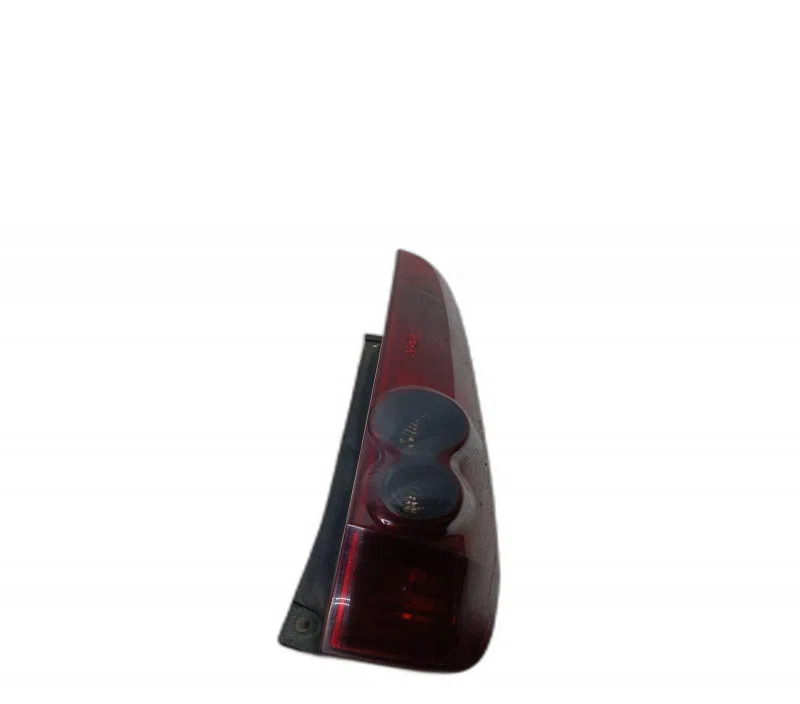 FEU ARRIERE DROIT FORD FIESTA 1437625