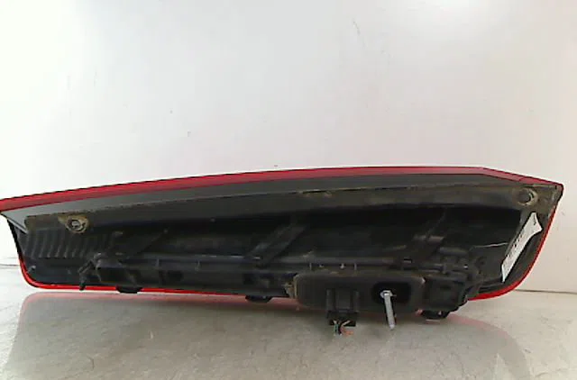 Feu arrière droit FORD FIESTA V 2004 occasion