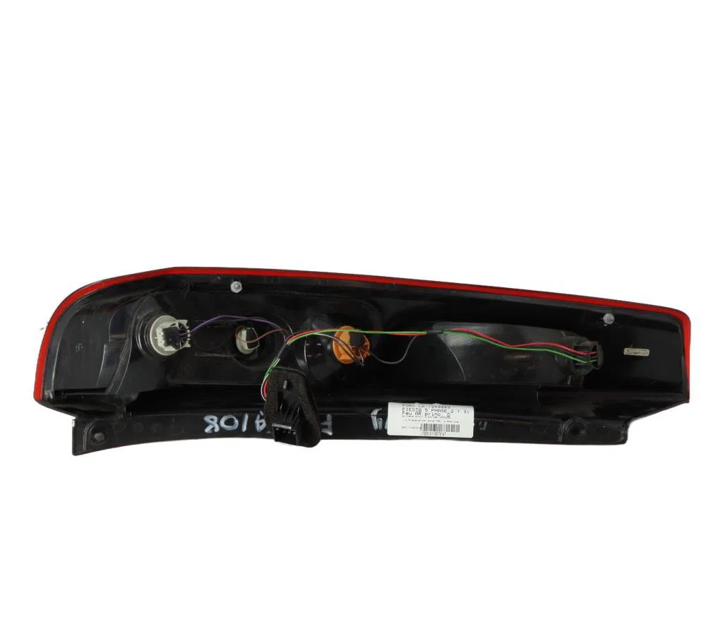 Feu arrière droit Ford FIESTA V (JH_, JD_) 1.3 (2001-2008) occasion