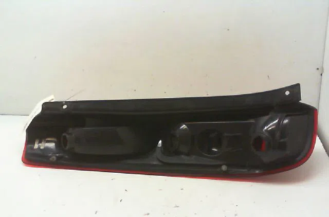 Feu arrière droit Ford FIESTA V (JH_, JD_) 1.6 tdci (2004-2008) occasion