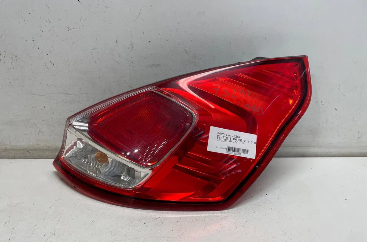 Feu arrière droit Ford FIESTA VI (CB1, CCN) 1.5 tdci (2012-2017) occasion