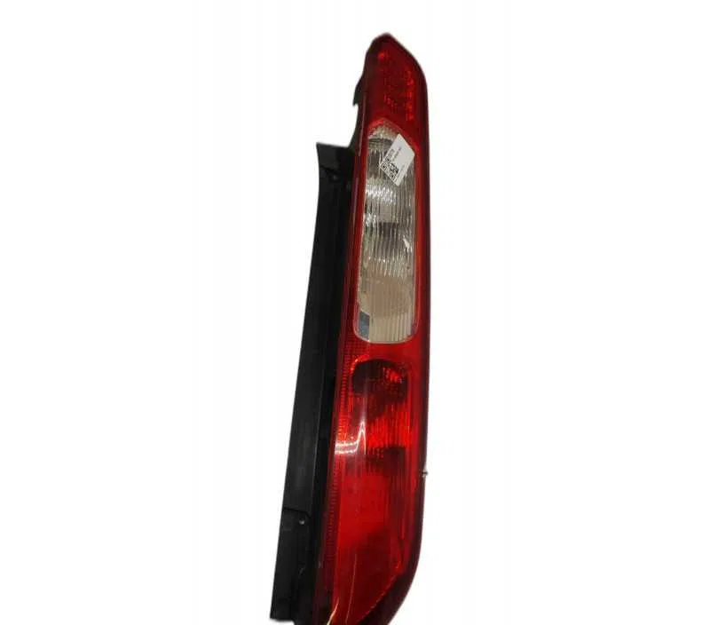 FEU ARRIERE DROIT FORD FOCUS 1420450