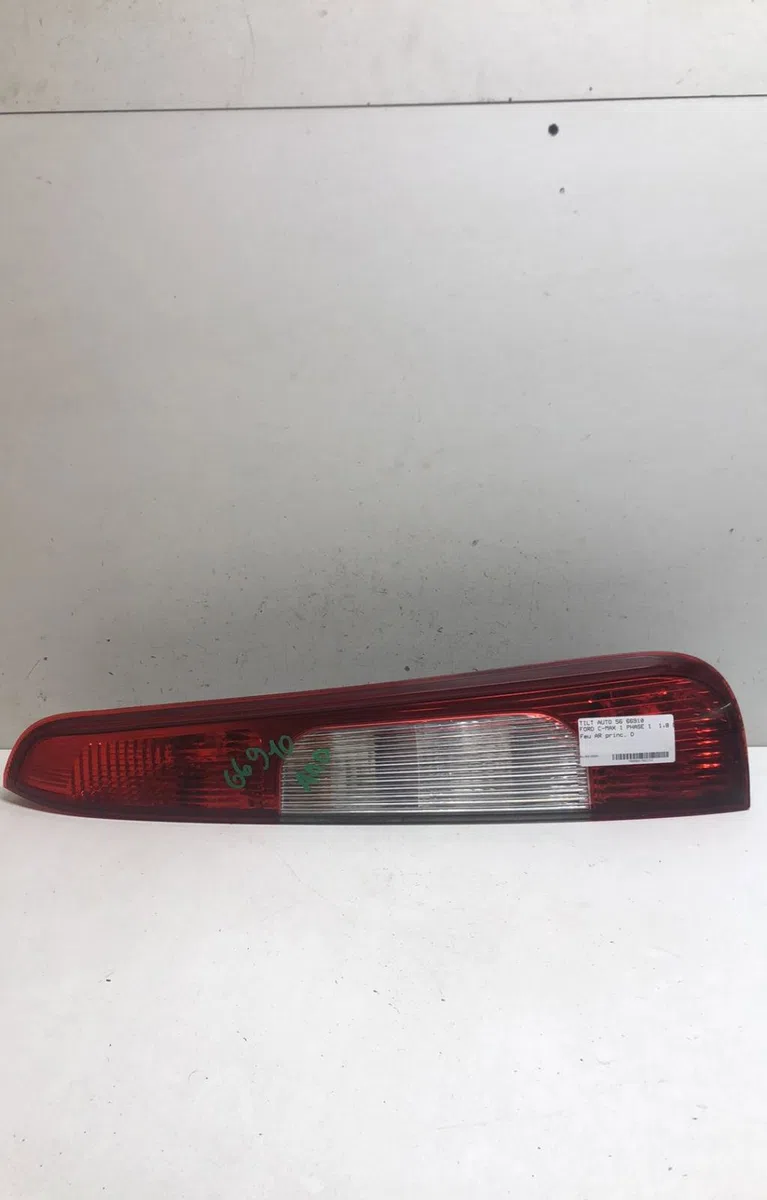 Feu arrière droit Ford FOCUS C-MAX (DM2) 1.8 tdci (2005-2007) 5 portes occasion