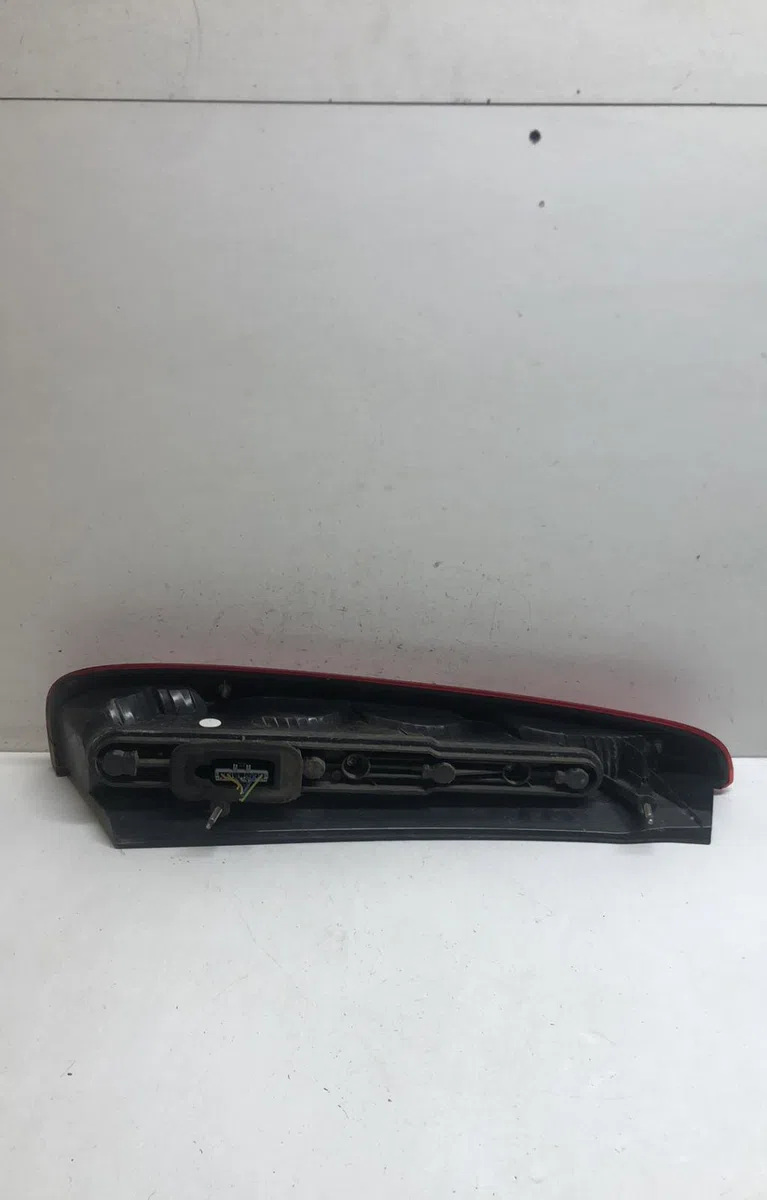 Feu arrière droit Ford FOCUS C-MAX (DM2) 1.8 tdci (2005-2007) 5 portes occasion