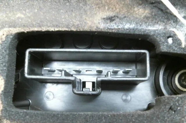 Feu arrière droit Ford FOCUS C-MAX (DM2) 2.0 tdci (2003-2007) occasion