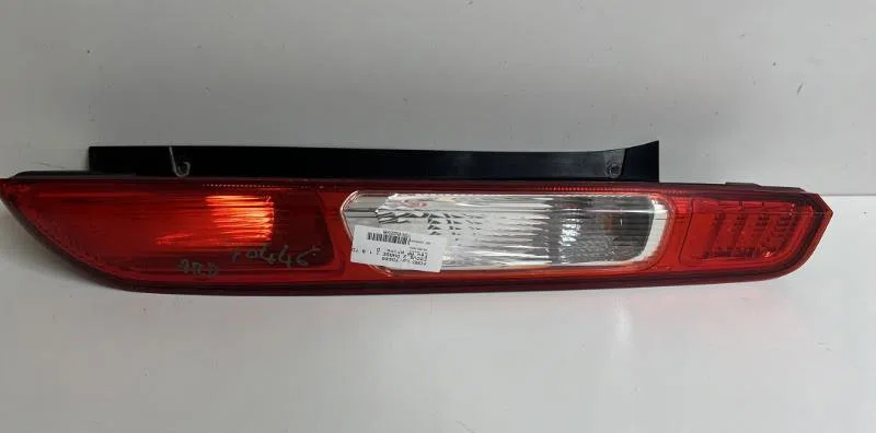 Feu arrière droit Ford FOCUS II (DA_, HCP, DP) 1.8 tdci (2005-2012) occasion