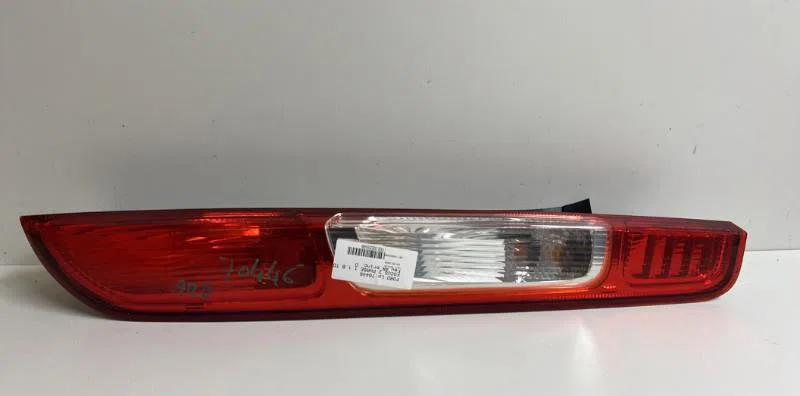 Feu arrière droit Ford FOCUS II (DA_, HCP, DP) 1.8 tdci (2005-2012) occasion