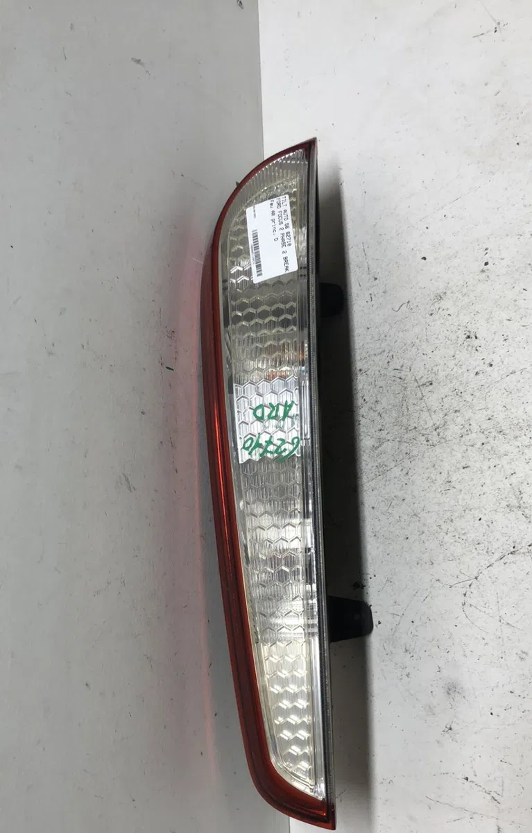 Feu arrière droit Ford FOCUS II Turnier (DA_, FFS, DS) 1.6 tdci (2004-2012) occasion