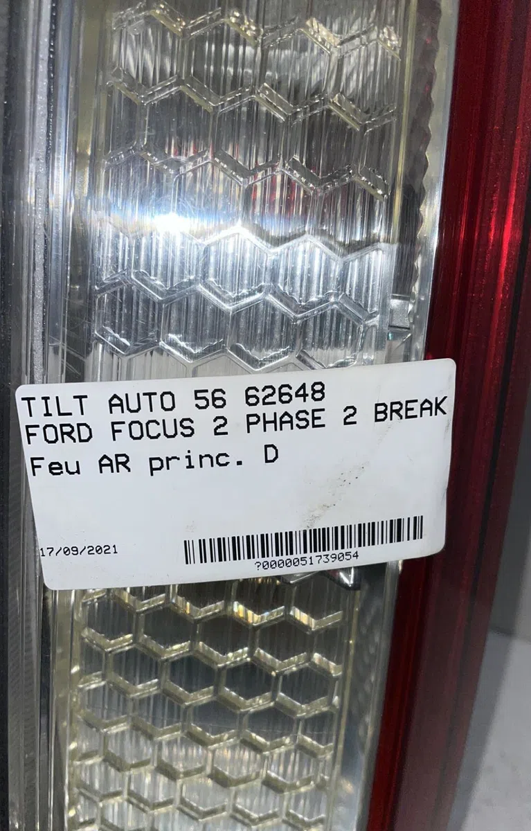 Feu arrière droit Ford FOCUS II Turnier (DA_, FFS, DS) 1.8 tdci (2004-2012) occasion