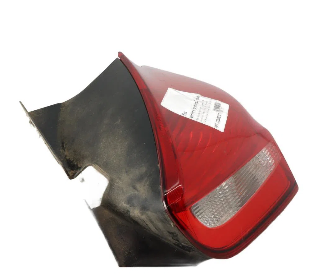 Feu arrière droit Ford FOCUS III 1.0 ecoboost (2012-2017) occasion