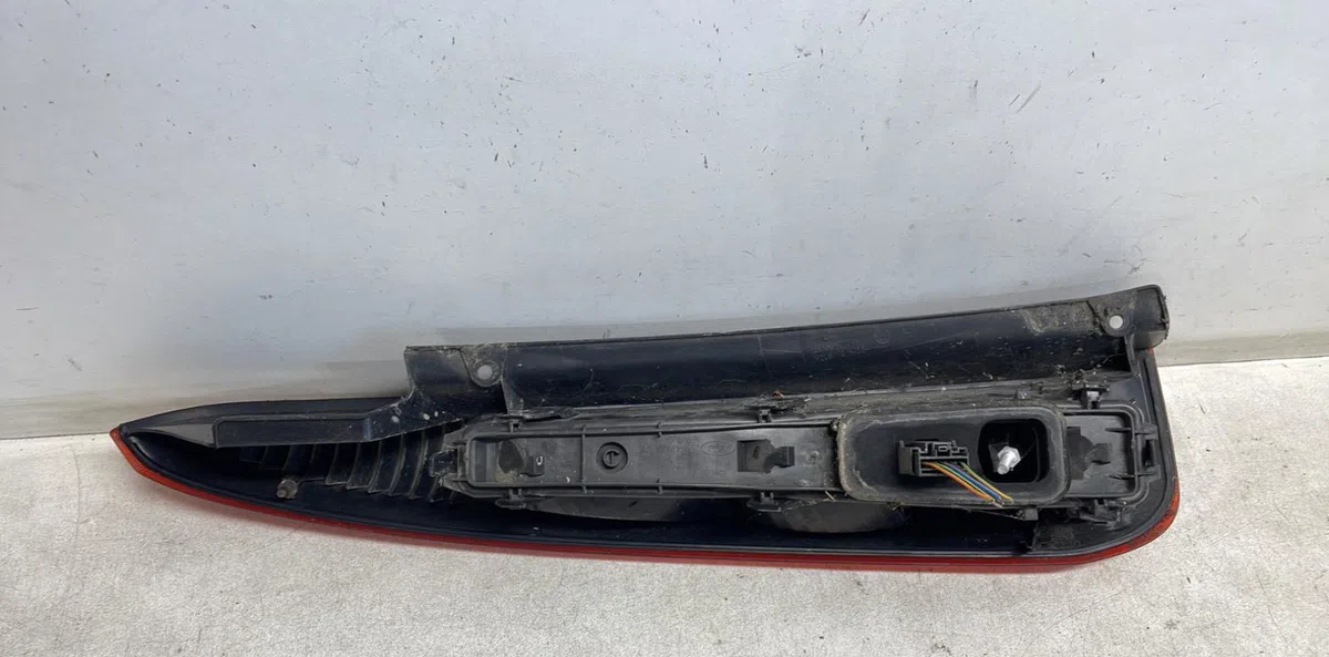 Feu arrière droit Ford FUSION (JU_) 1.6 tdci (2004-2012) 5 portes occasion