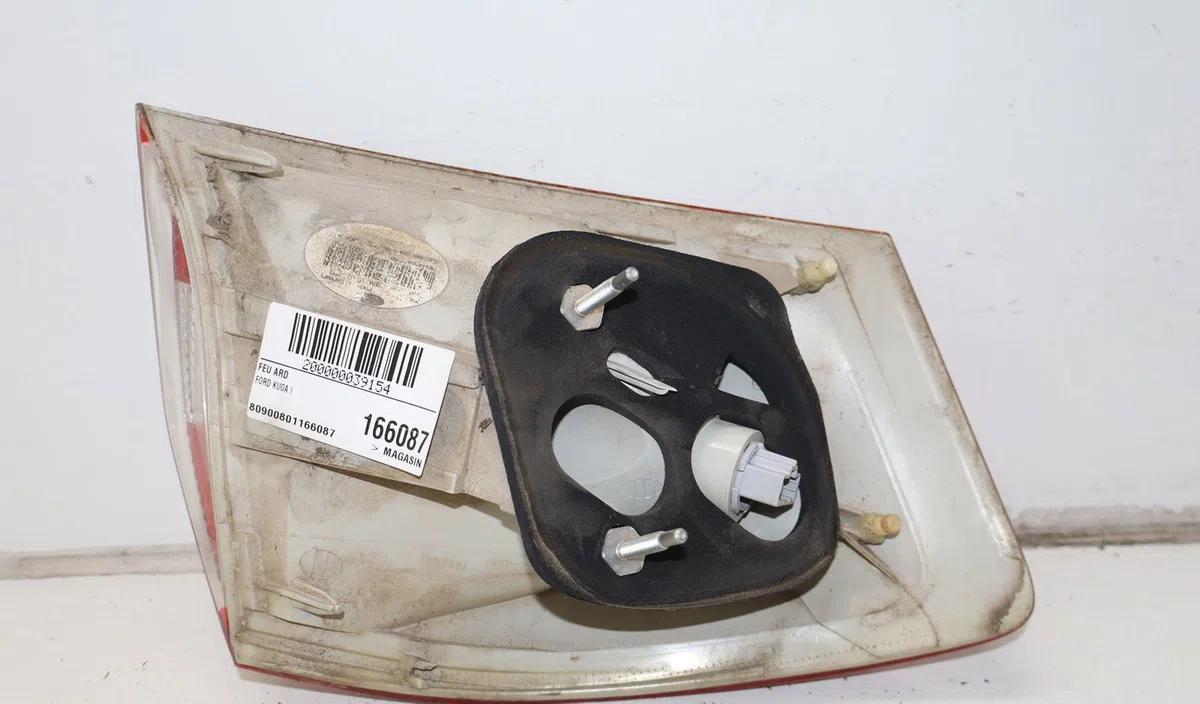 Feu arrière droit Ford KUGA I 2.0 tdci (2008-2012) 5 portes occasion