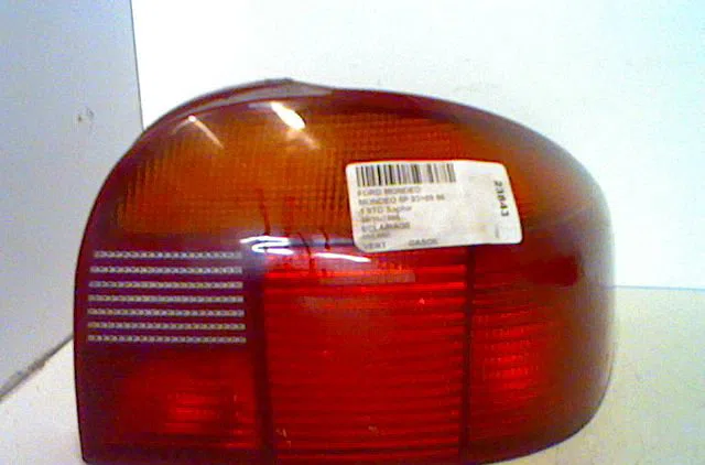 Feu arrière droit FORD MONDEO I 1996 occasion