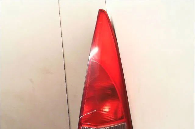 Feu arrière droit Ford MONDEO III Clipper (BWY) 2.0 16v (2000-2007) occasion