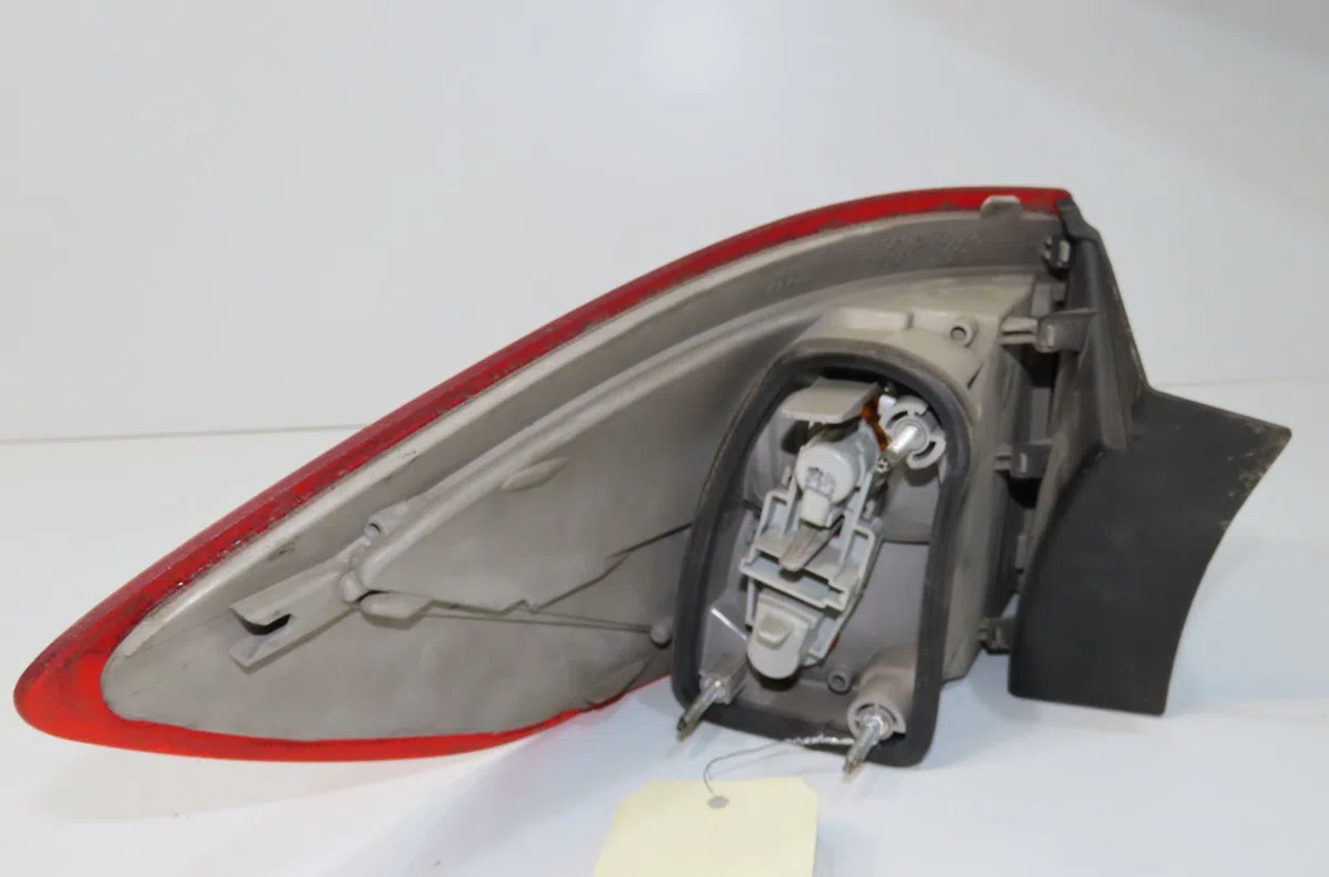 Feu arrière droit Ford MONDEO IV Turnier (BA7) 1.8 tdci (2007-2012) occasion