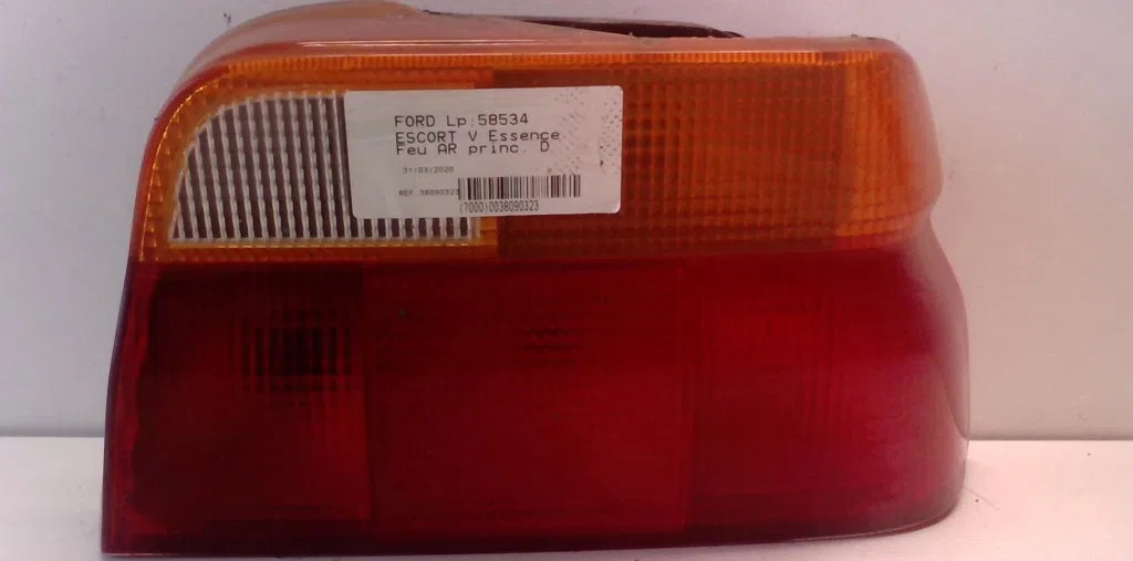 Feu arrière droit Ford ORION III (GAL) 1.4 (1990-1993) occasion