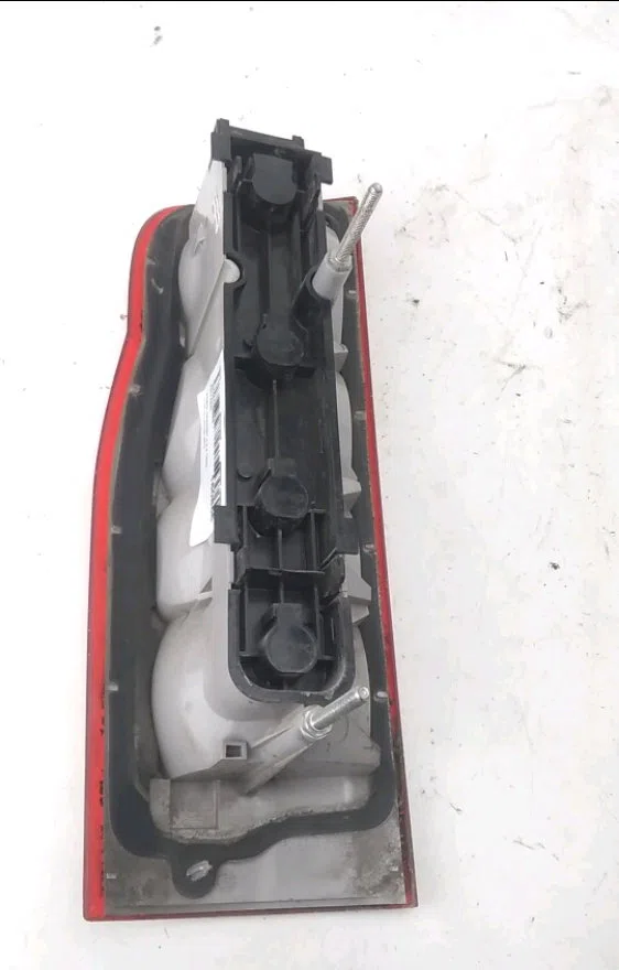 Feu arrière droit Ford TRANSIT Camionnette (FA_ _) 2.2 tdci (2011-2014) occasion