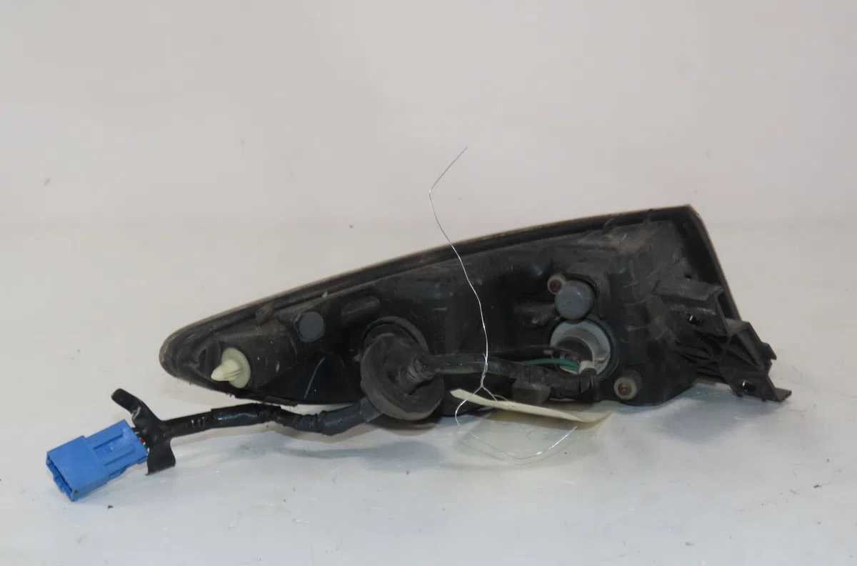 Feu arrière droit Honda CIVIC VIII Hatchback (FN, FK) 2.2 ctdi (fk3) (2005) 5 portes occasion