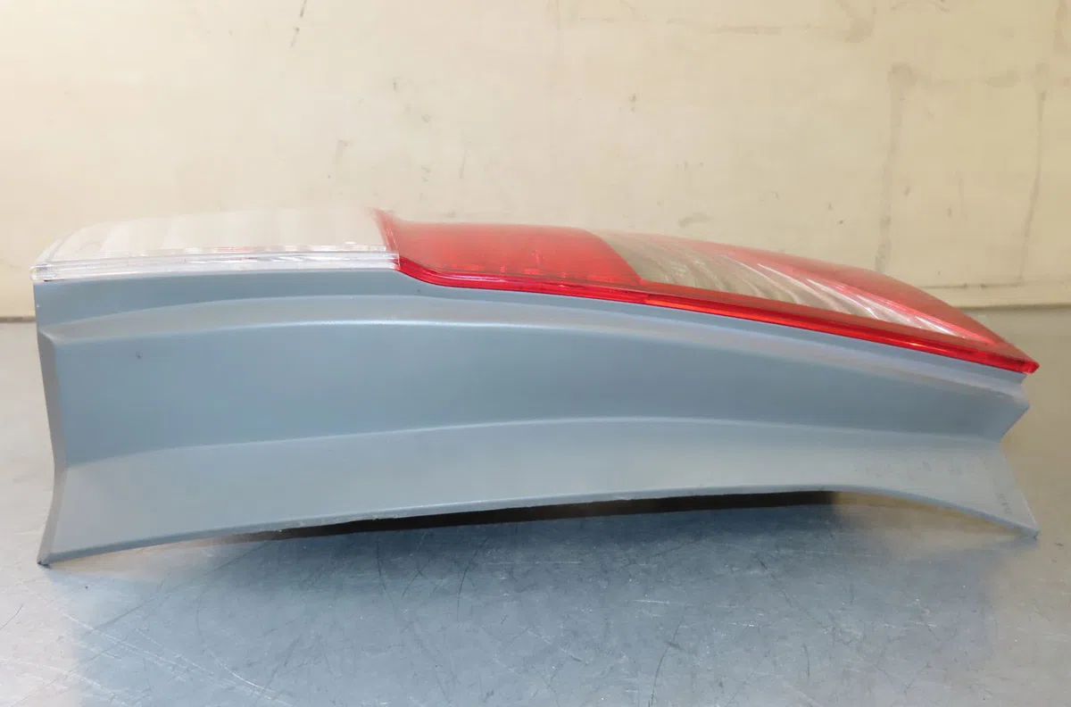 Feu arrière droit Honda FR-V (BE) 2.2 i ctdi (be5) (2005) 5 portes occasion