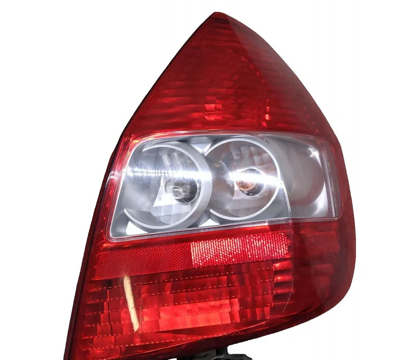 FEU ARRIERE DROIT HONDA JAZZ I 33501SAAJ01