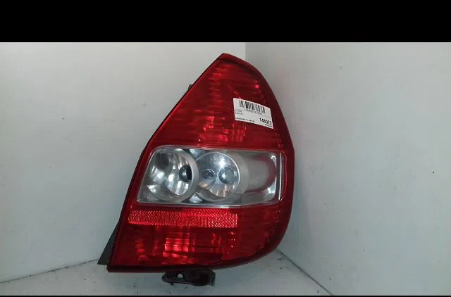 Feu arrière droit Honda JAZZ II (GD_, GE3, GE2) 1.2 i-dsi (gd5, ge2) (2002-2008) 5 portes occasion