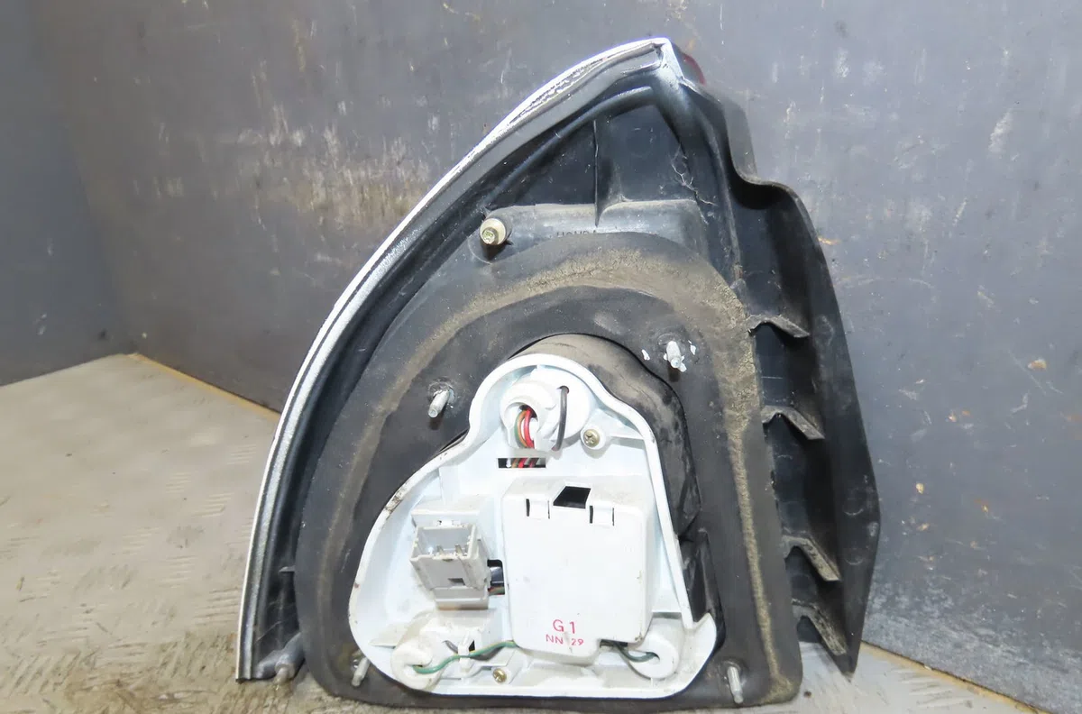 Feu arrière droit Honda PRELUDE IV (BB_) 2.0 i 16v (bb3) (1992-1996) occasion