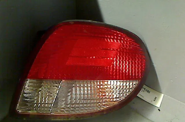 Feu arrière droit HYUNDAI COUPE I  2.0i 140ch occasion