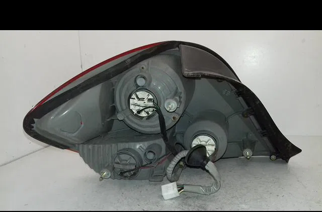 Feu arrière droit Hyundai COUPE II (GK) 2.0 (2002-2009) occasion