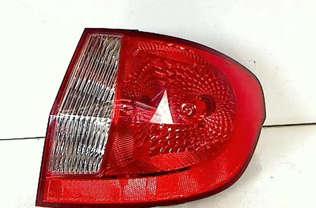 Feu arrière droit HYUNDAI GETZ 2008 occasion