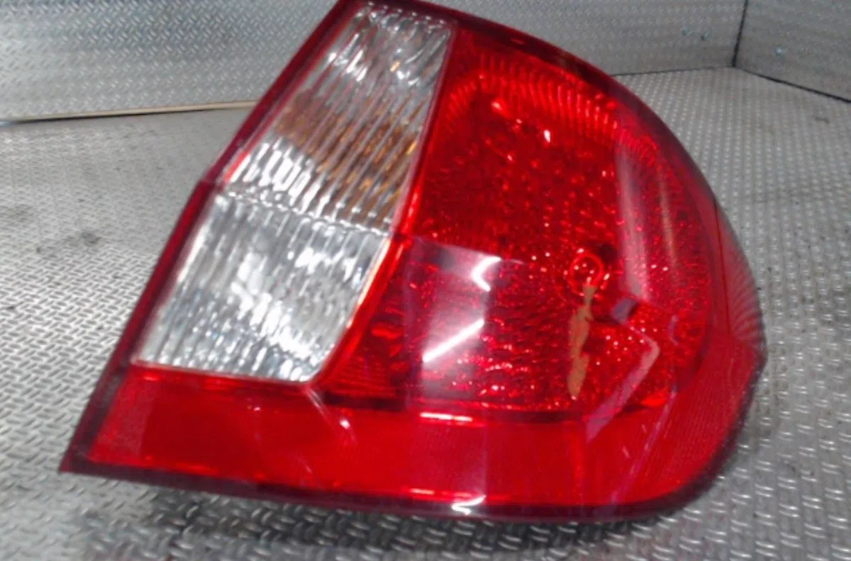 Feu arrière droit HYUNDAI GETZ  GETZ PHASE 2 occasion