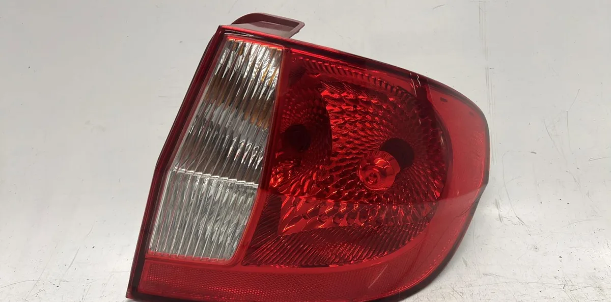 Feu arrière droit HYUNDAI GETZ PHASE 2 occasion