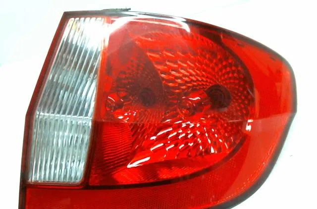 Feu arrière droit Hyundai GETZ (TB) 1.5 crdi (2003-2005) occasion