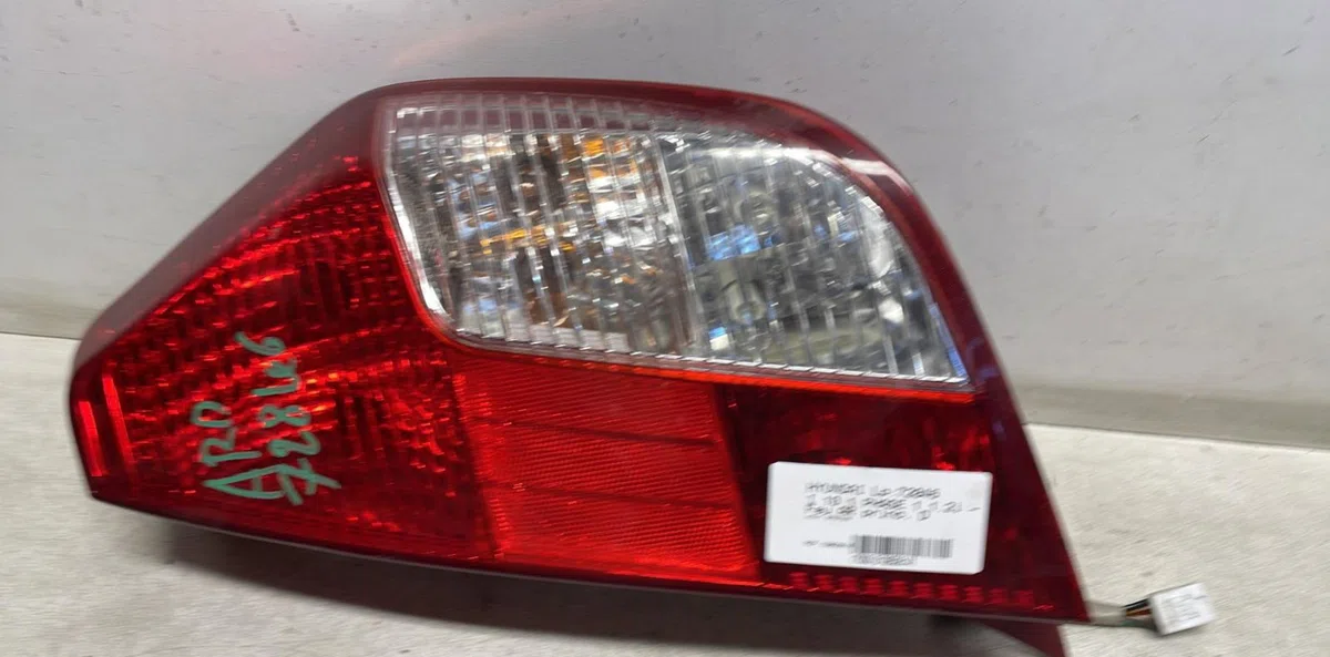 Feu arrière droit Hyundai I10 I (PA) 1.2 (2011-2013) occasion