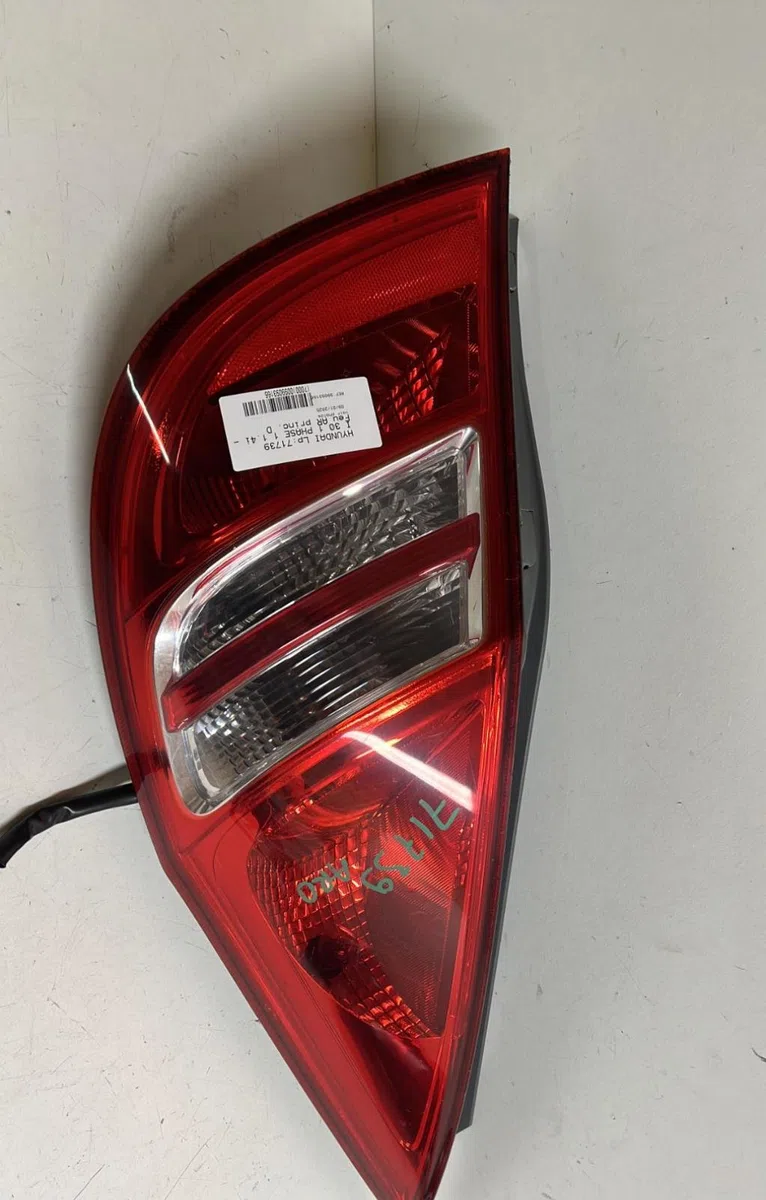 Feu arrière droit Hyundai I30 (FD) 1.4 (2007-2011) occasion