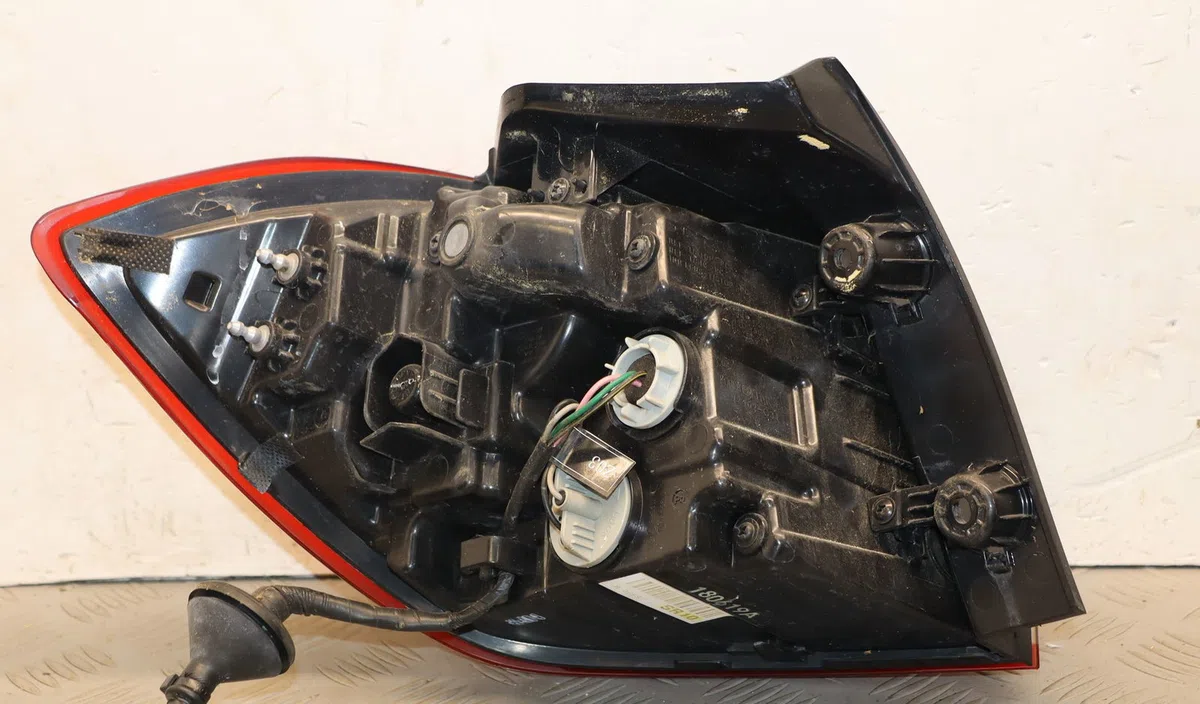 Feu arrière droit Hyundai I30 (PDE, PD, PDEN) 2.0 n (2017) occasion