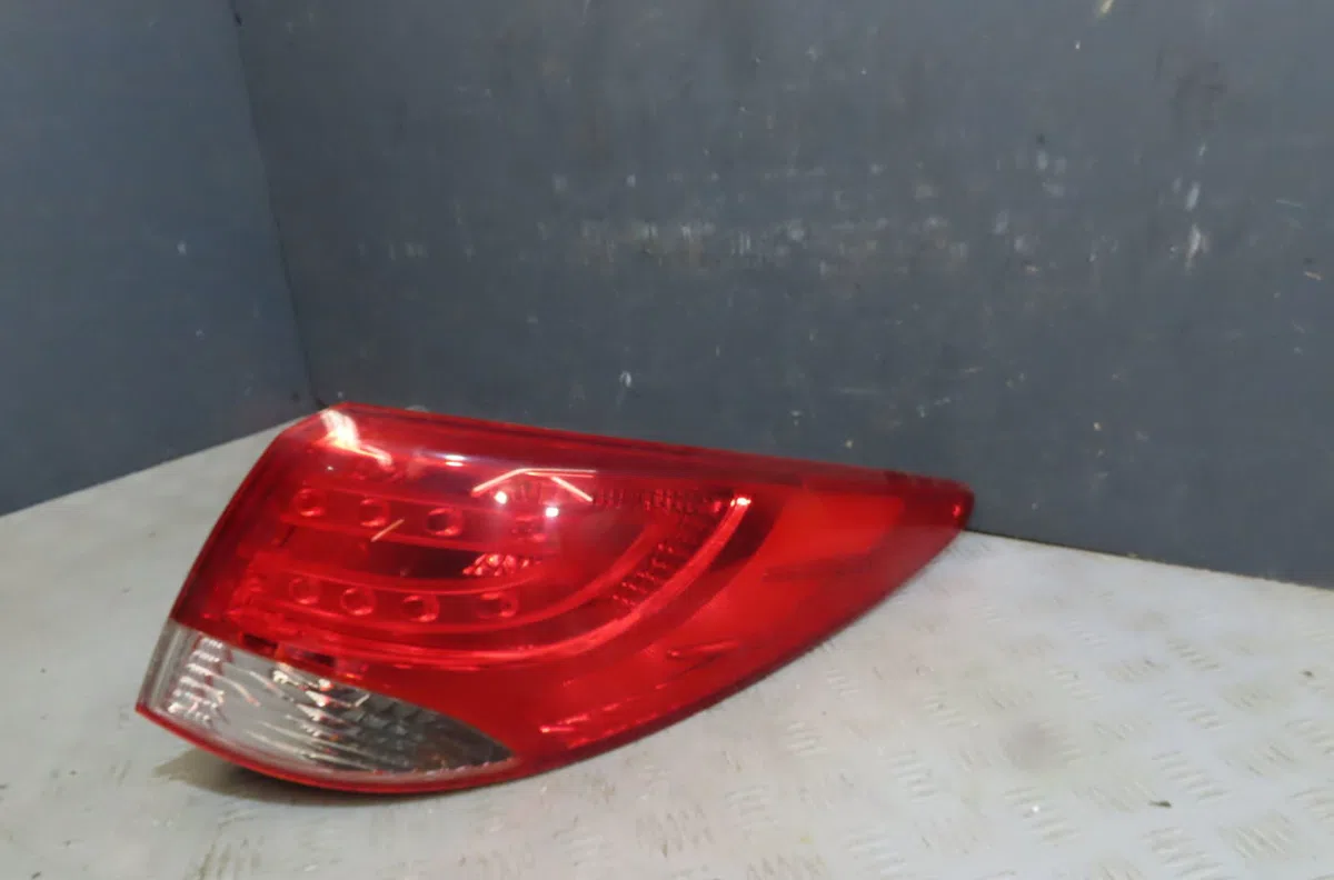 Feu arrière droit Hyundai Ix35 (LM, EL, ELH) 1.7 crdi (2010) 5 portes occasion