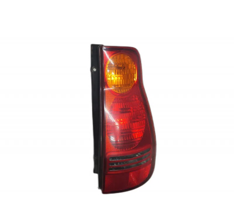 FEU ARRIERE DROIT HYUNDAI MATRIX 9240217010
