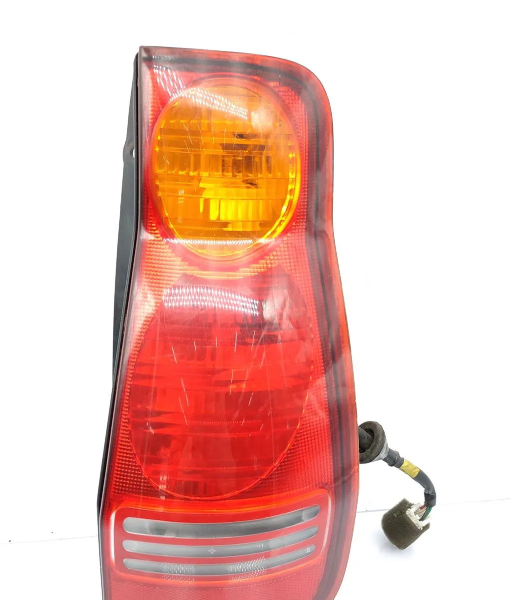 Feu arrière droit HYUNDAI MATRIX PHASE 1 occasion