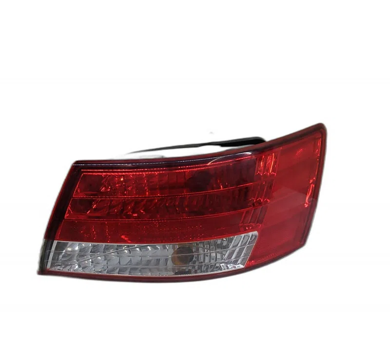FEU ARRIERE DROIT HYUNDAI SONATA 924123K000