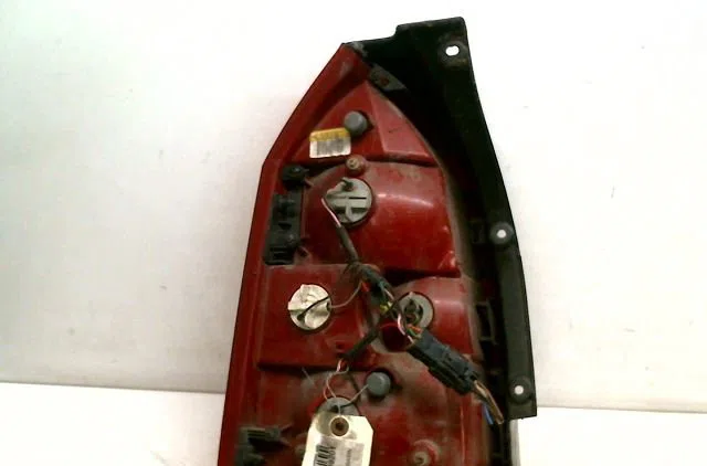 Feu arrière droit Hyundai TUCSON (JM) 2.0 crdi traction intégrale (2004-2010) 5 portes occasion