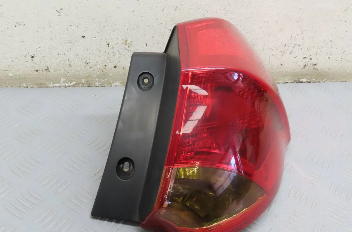 Feu arrière droit Kia CEE'D (JD) 1.6 crdi 136 (2015-2018) occasion