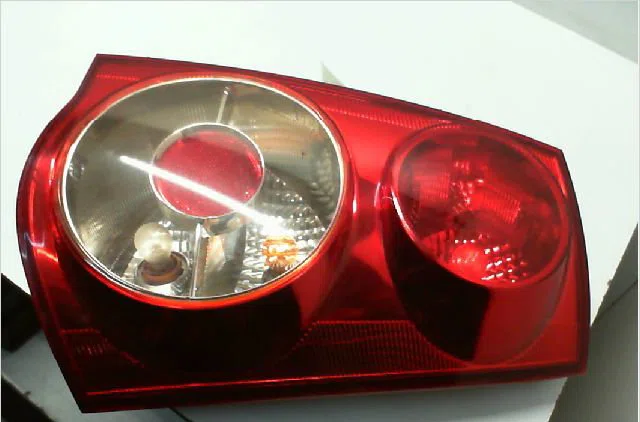 Feu arrière droit KIA PICANTO I  1.0i 62ch occasion