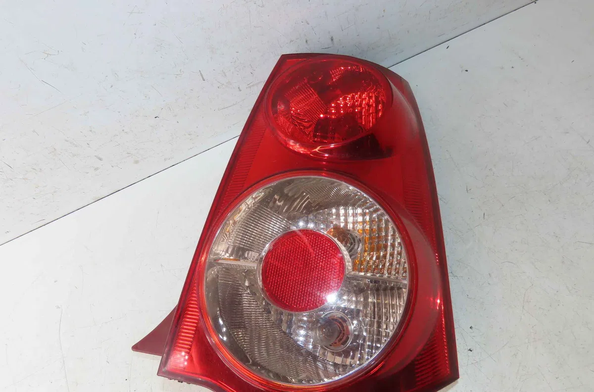 Feu arrière droit KIA PICANTO I occasion